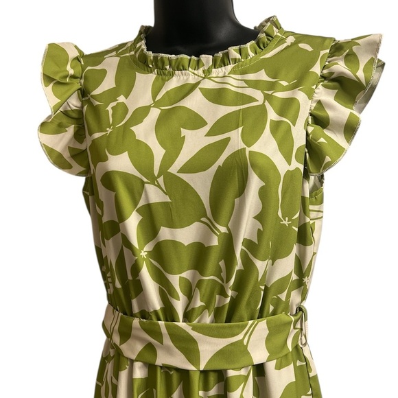 Green Leaf Print Long Dress SHEIN Sz M - Picture 1 of 5